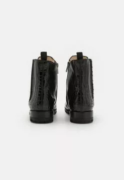 MELVIN & HAMILTON Lexi- Korte Laarzen - Black 9 MELVIN & HAMILTON Lexi- Korte Laarzen - Black -Melvin & Hamilton Verkoop 044276b4234242f6ad65c4c9ced5b56a