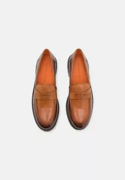 MELVIN & HAMILTON Regine- Instappers - Tan/Burnt Orange/Brown 11 MELVIN & HAMILTON Regine- Instappers - Tan/Burnt Orange/Brown -Melvin & Hamilton Verkoop 0c4ca9a5f5664caeb20c25488e90b6fa