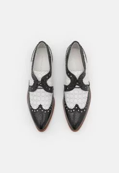 MELVIN & HAMILTON Jessy 53 - Veterschoenen - Black/White -Melvin & Hamilton Verkoop 10a2bf5972d4410ca7d83ff0f36111bd