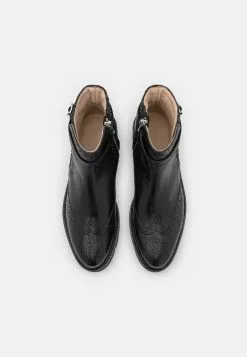 MELVIN & HAMILTON Selina 25 - Korte Laarzen - Black -Melvin & Hamilton Verkoop 24206d67947b49eab7600b75eae544ee