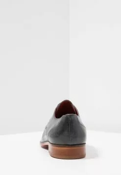 MELVIN & HAMILTON Toni 1 - Veterschoenen - Grey 11 MELVIN & HAMILTON Toni 1 - Veterschoenen - Grey -Melvin & Hamilton Verkoop 82c1ab108eca45398e293e101ce3b4df