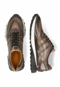 MELVIN & HAMILTON Sportieve Veterschoenen - Taupe -Melvin & Hamilton Verkoop 97c077d3108c4ac7afea4f30a0c2ace5