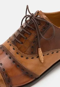 MELVIN & HAMILTON Elvis 62 - Veterschoenen - Wood 12 MELVIN & HAMILTON Elvis 62 - Veterschoenen - Wood -Melvin & Hamilton Verkoop 97dfea2aa99c4aec850d790526a275a2