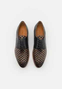 MELVIN & HAMILTON Brad 7 - Veterschoenen - Navy 11 MELVIN & HAMILTON Brad 7 - Veterschoenen - Navy -Melvin & Hamilton Verkoop a65d009c9ffa4f01b9b761aace1c041f