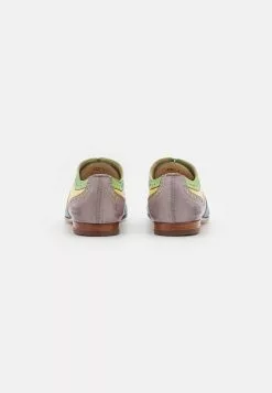 MELVIN & HAMILTON Sonia- Veterschoenen - Margarine/Pale Lila/Beige 11 MELVIN & HAMILTON Sonia- Veterschoenen - Margarine/Pale Lila/Beige -Melvin & Hamilton Verkoop c808c08ddb0e4f0683fa72cf645c3151
